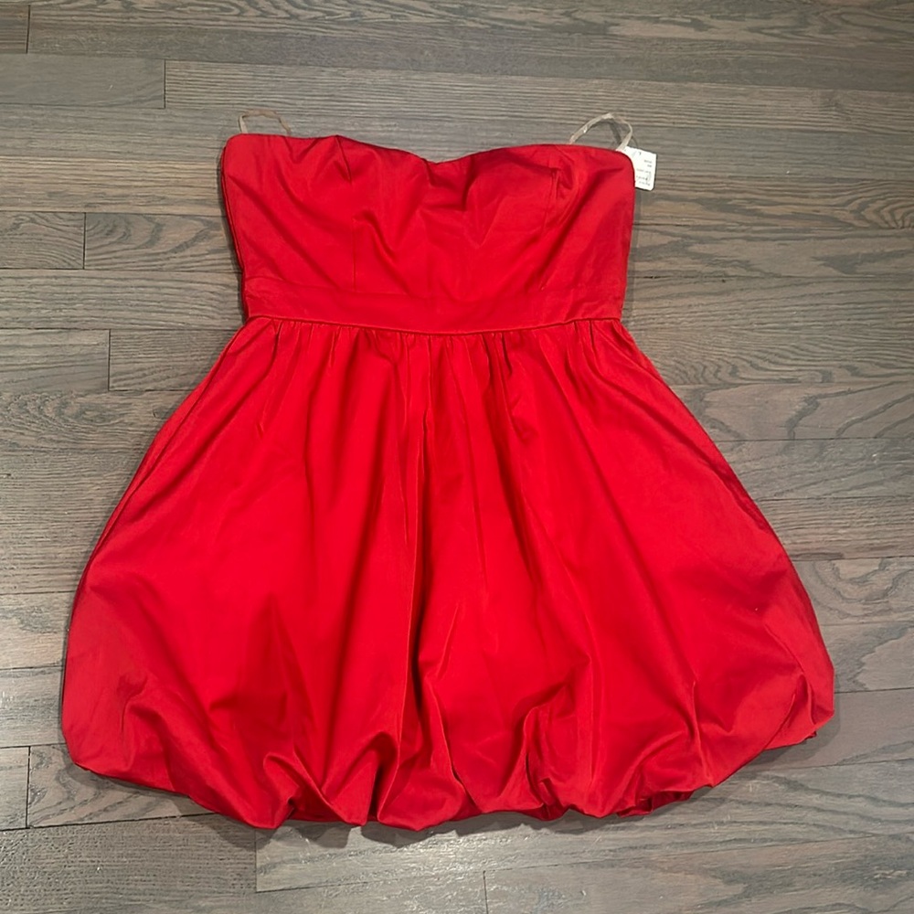 Forever 21 Strapless Red Bubble Mini Dress Size L NWT